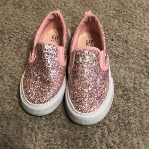 Gap kids fippy sequin slip ons size 11 pink